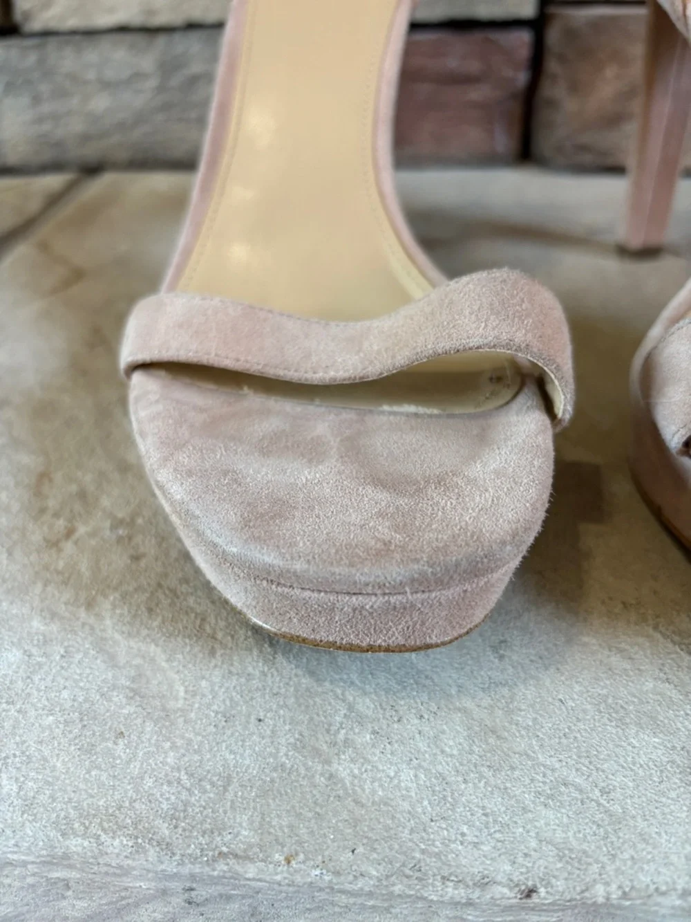Michael Michael Kors sz 9 tan suede heels
